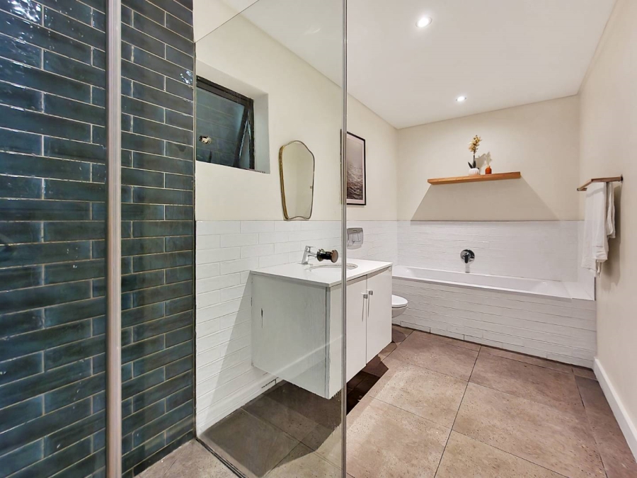 2 Bedroom Property for Sale in Gardens Western Cape